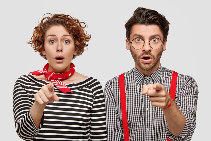 Free Photo expressive man and woman posing