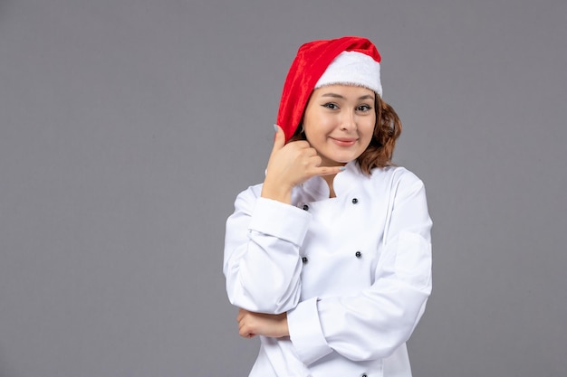 Free photo expressive young cook posing for winter holidays