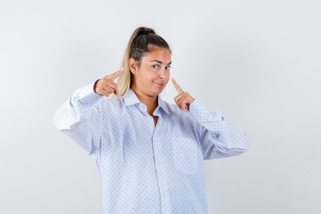 Expressive young girl posing in the studio