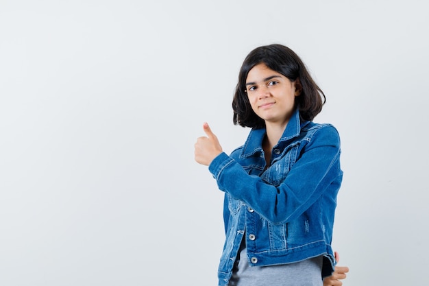 Expressive young girl posing