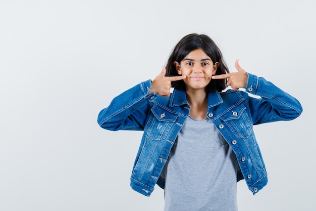 Expressive young girl posing