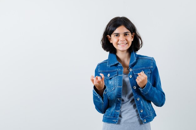 Expressive young girl posing