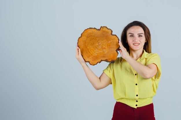 Expressive young girl posing