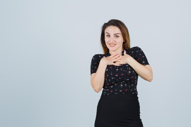 Expressive young girl posing