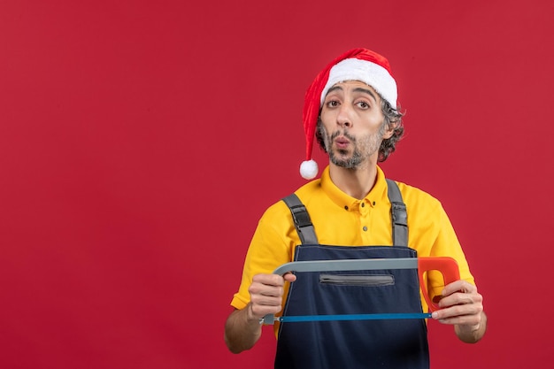 Free photo expressive young man posing for winter holidays