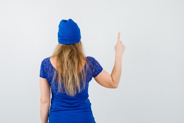 Expressive young woman posing in the studio