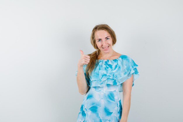 Expressive young woman posing in the studio