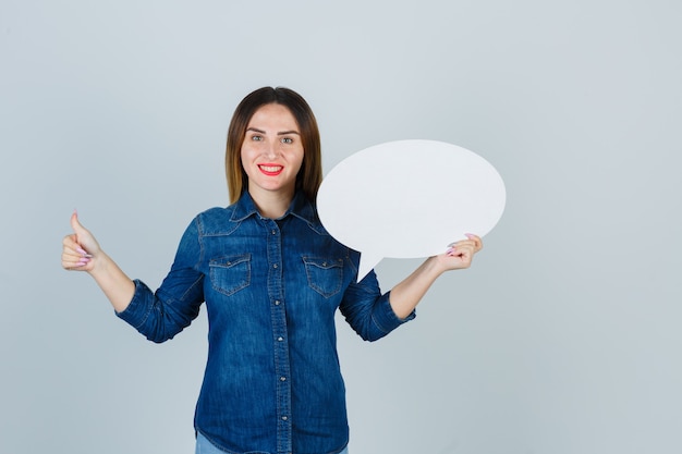 Free photo expressive young woman posing