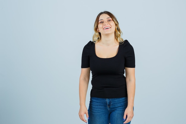 Free photo expressive young woman posing