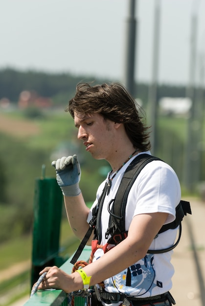 Foto gratuita sport estremi di ropejumping