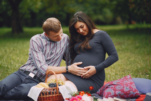 Free photo family in a park