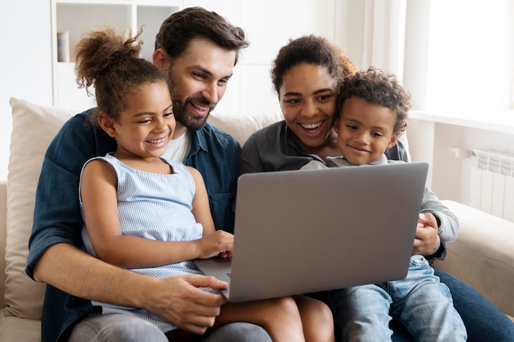 Free Photo family spending time together at home