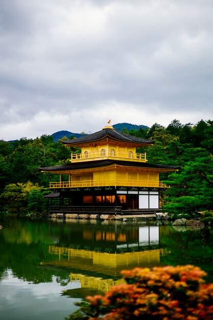 famous gold temple kyoto japan