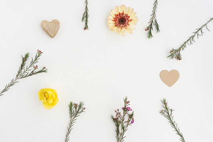 無料Photo fantastic frame made of flowers and hearts