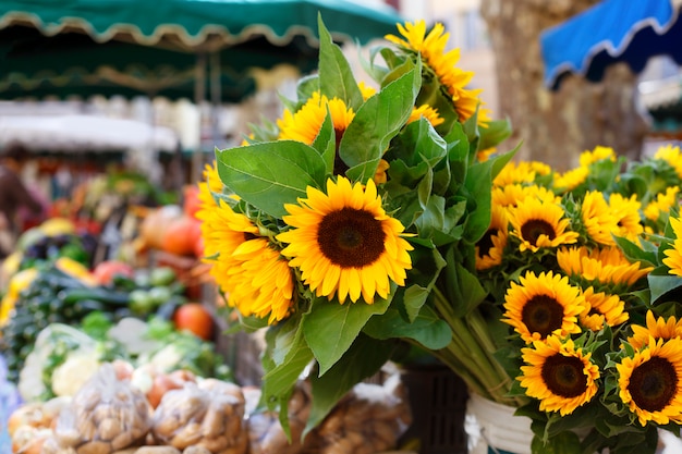 Farmers market and sunflowers 
