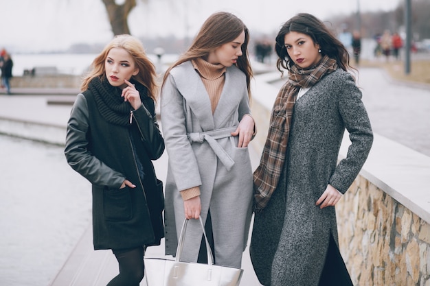 fashion girls in city