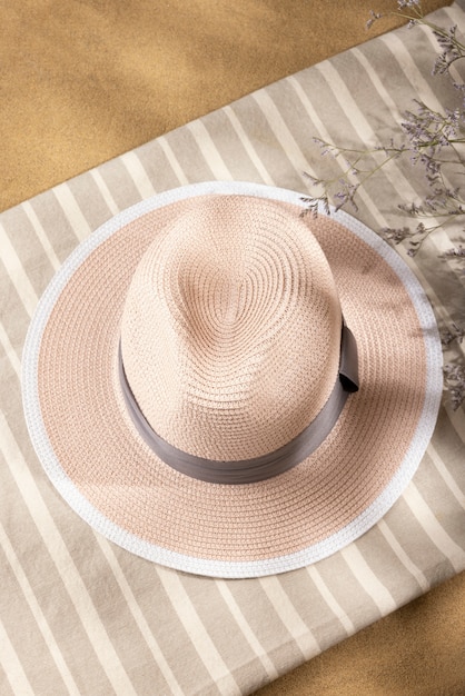 Free photo fedora hat in studio still life