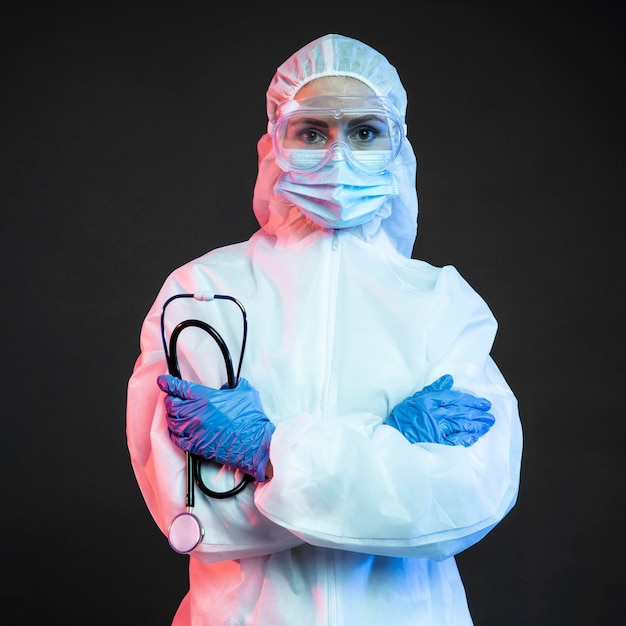 Free photo female doctor wearing medical equipment