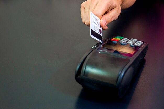 How to Become a Successful Credit Card Processing Agent