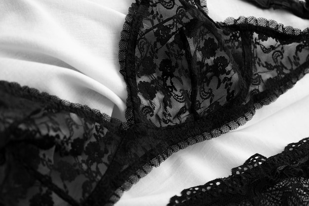 Foto gratuita disposizione lingerie femminile ancora in vita