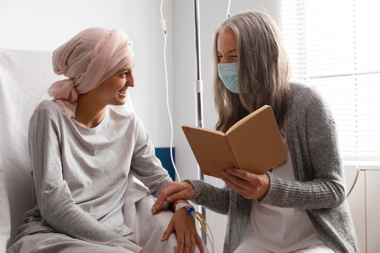 Free Photo female patients talking at the hospital