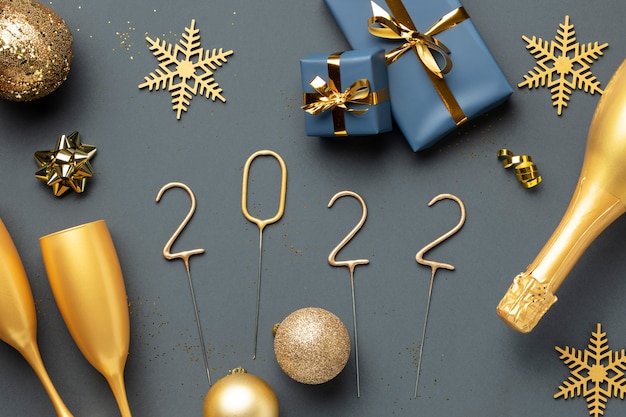 Free photo festive new year 2022 arrangement