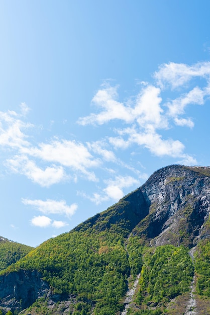 무료 사진 노르웨이 플람 산 (flam mountain) 2023년 6월 6일