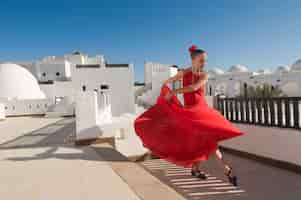 Foto gratuita ballerino di flamenco