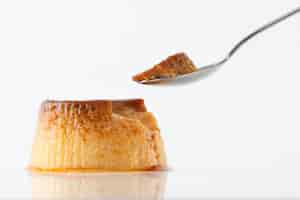 Free photo flan dessert on white