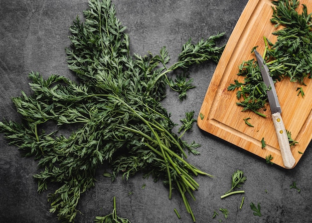 Free photo flat lay arrangement of dill