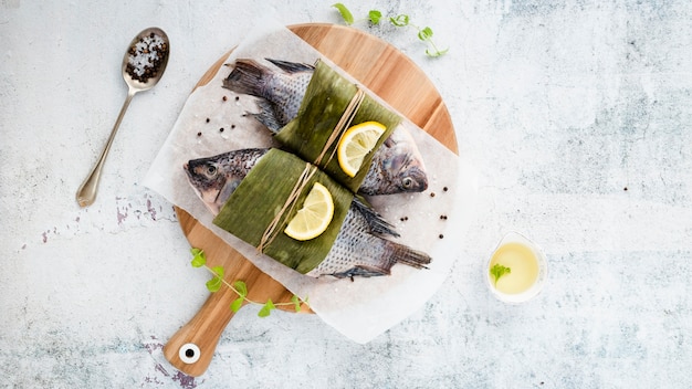무료 사진 맛있는 생선과 치장 용 벽 토 배경으로 평평하다 구색