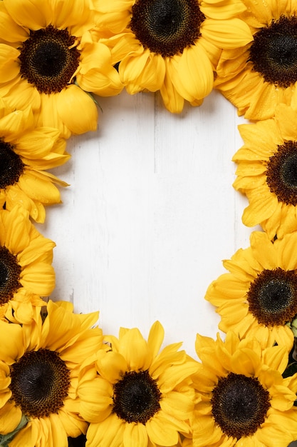 Flat lay beautiful sunflower frame