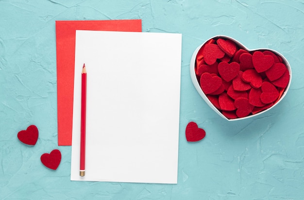 Free photo flat lay of beautiful valentine's day concept