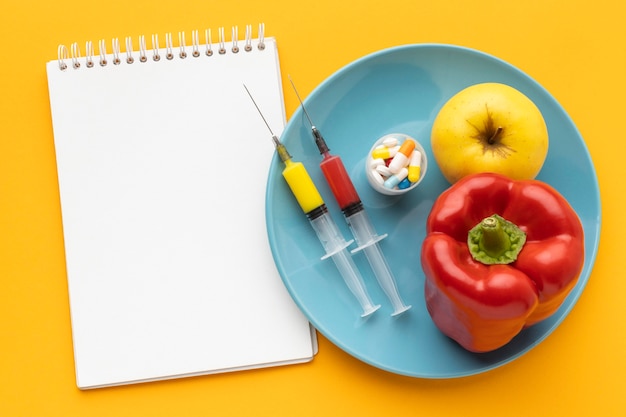 Flat lay bell pepper and apple copy space