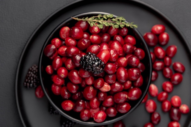 Free photo flat lay of bowl with cranberries