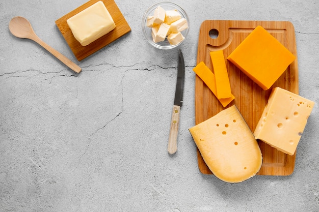 Free photo flat lay cheese assortment