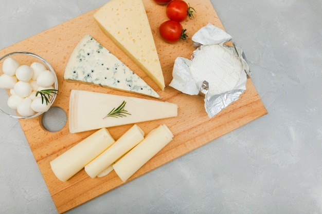 Flat lay cheese composition
