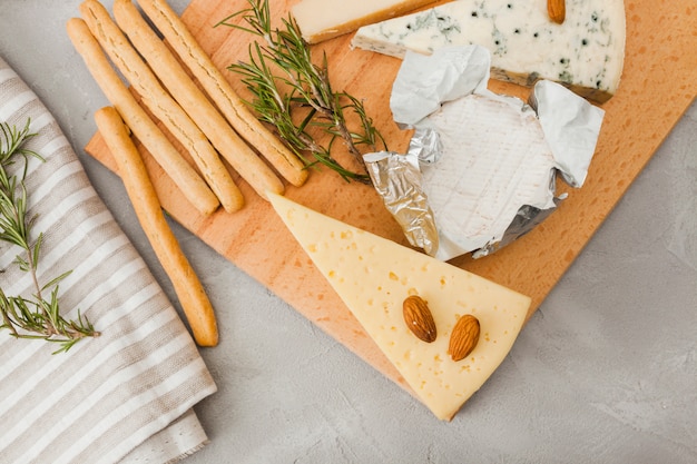 Flat lay cheese composition