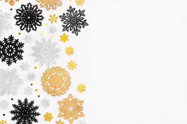 コピースペースとクリスマスコンセプトのフラットレイ