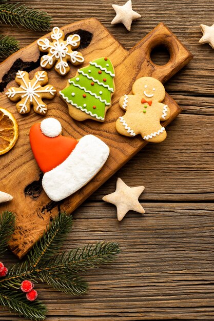 맛있는 크리스마스 gingerbreads의 평면 위치 구성