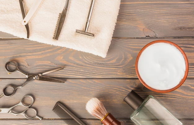 Free photo flat lay composition of shaving objects