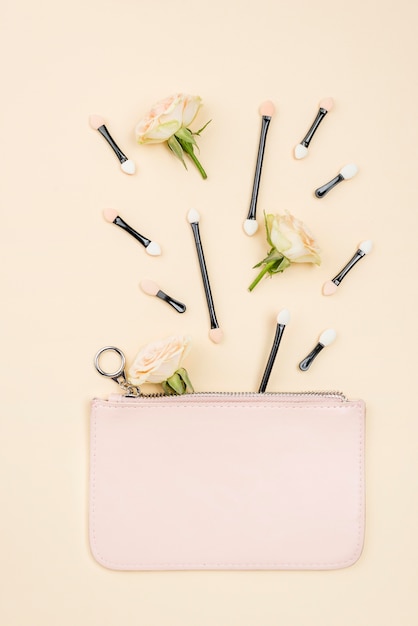 Free photo flat lay different beauty products arrangement