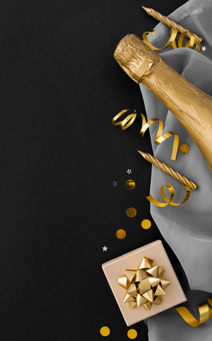 Free Photo flat lay of elegant birthday concept