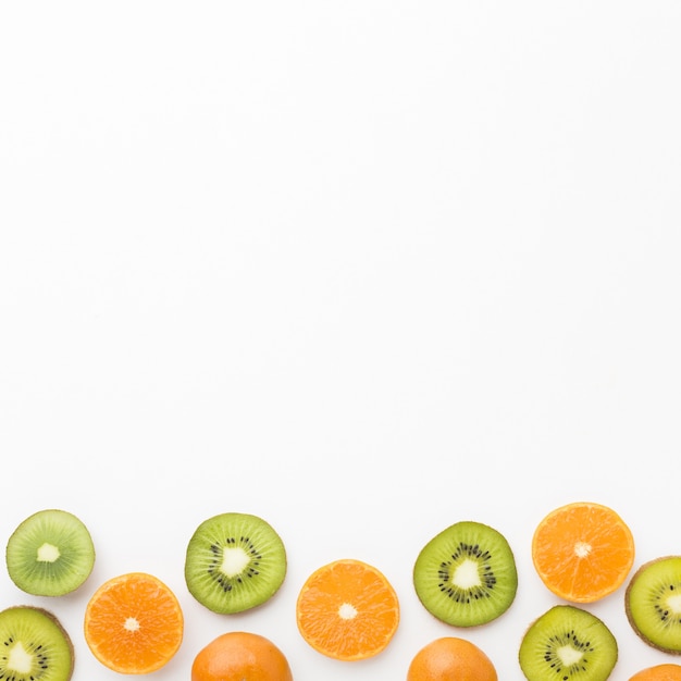 Free photo flat lay of fruits concept with copy space