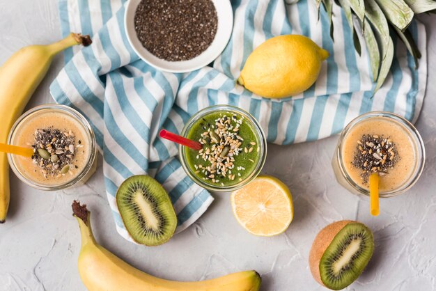 Flat lay green smoothies arrangement