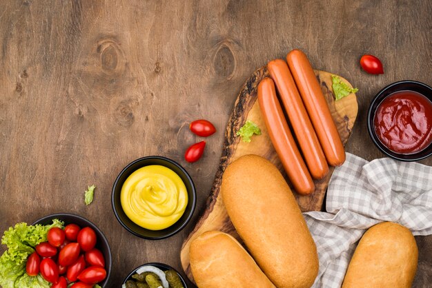 Flat lay hot dogs with copy-space