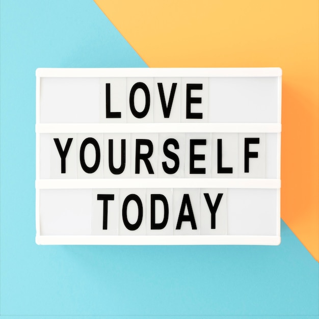 Free photo flat lay inspirational message board