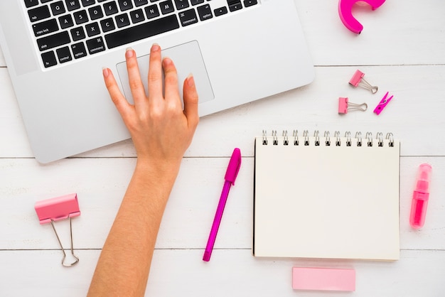 Free photo flat lay of neat desk design