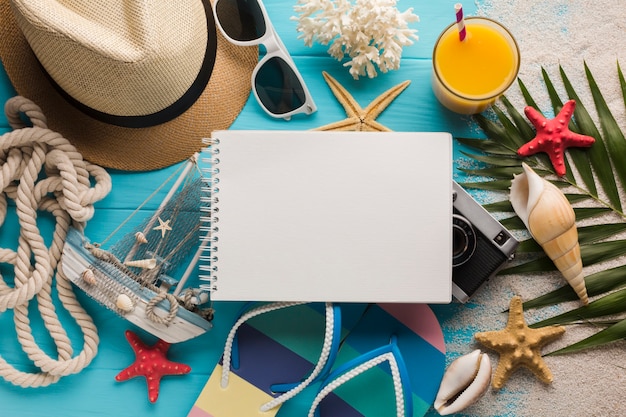 Free photo flat lay notebook with vacation concept