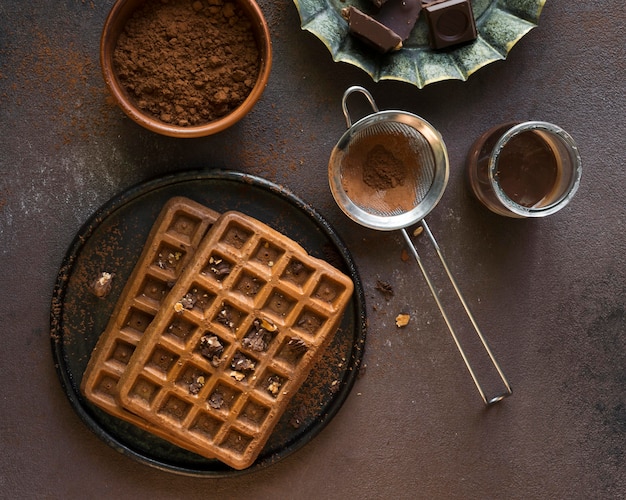 맛있는 Waffers 아침 식사의 평평한 누워